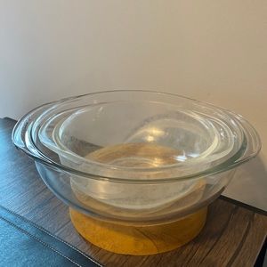 Two (2) clear Pyrex mixing bowls